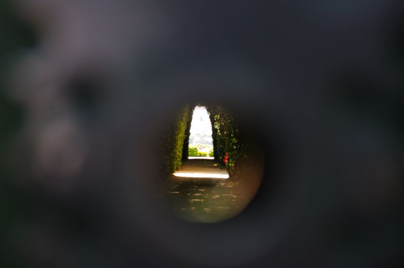 Blick durchs Schlüsselloch, Rom, Italien / Keyhole view, Rome, Italy
